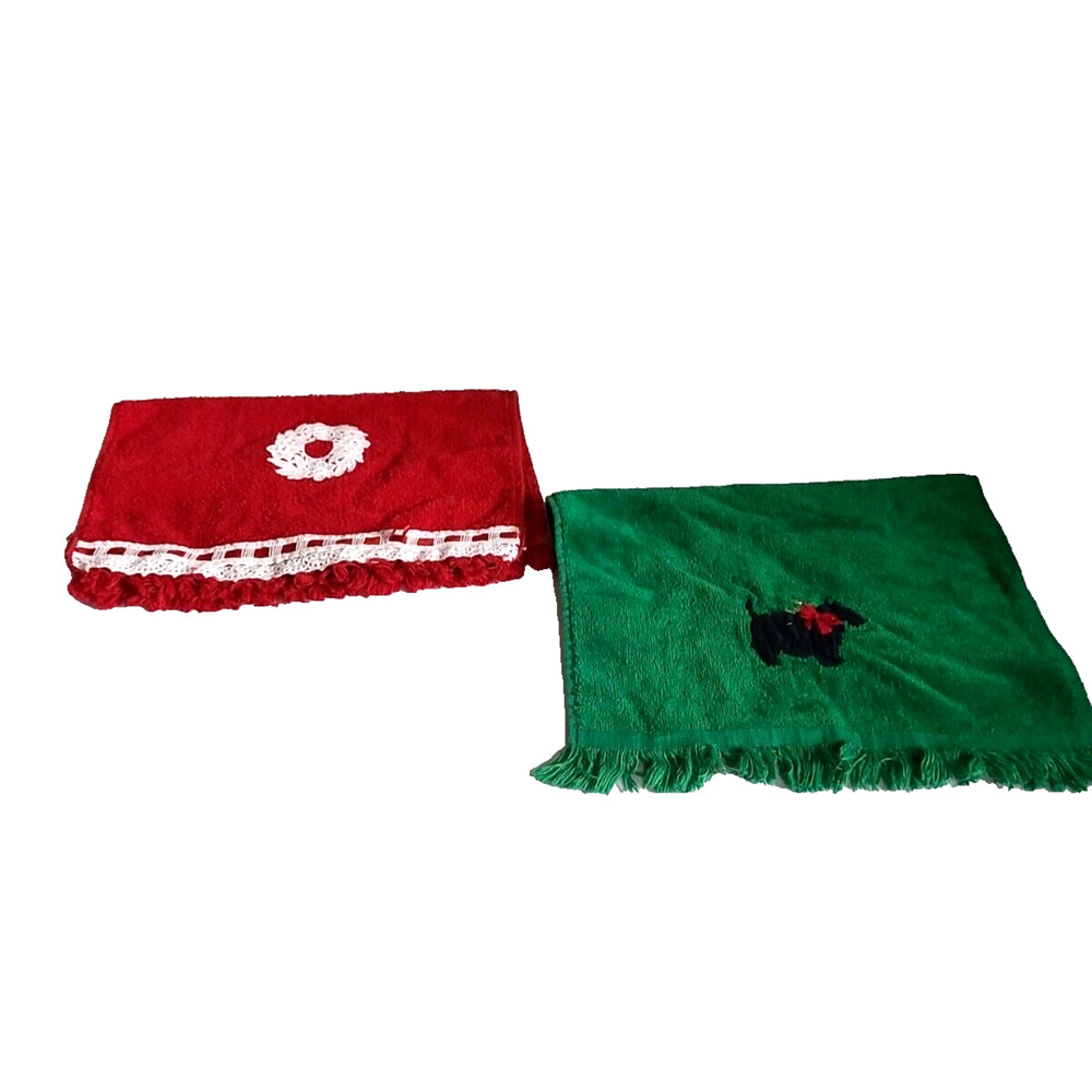 Lot of 2 Vintage Red Green Embroidered Scottish Terrier Cotton Fringe Tea Towels
